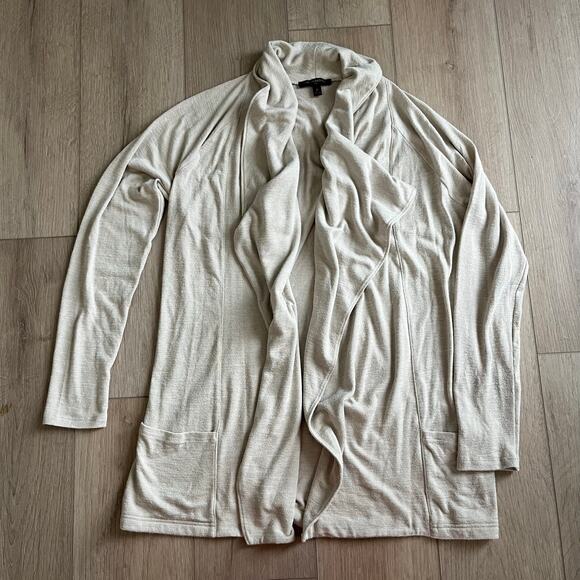 Banana Republic Women's Cream Cardigan Size M - Picture 1 of 7